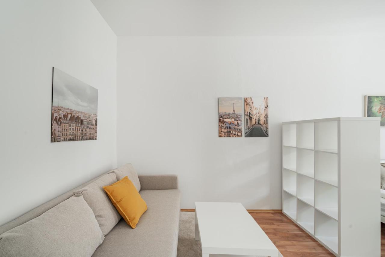 Central Appartment Wina Bagian luar foto
