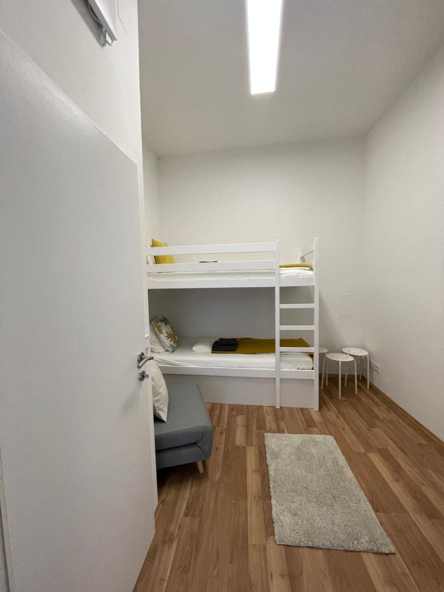 Central Appartment Wina Bagian luar foto