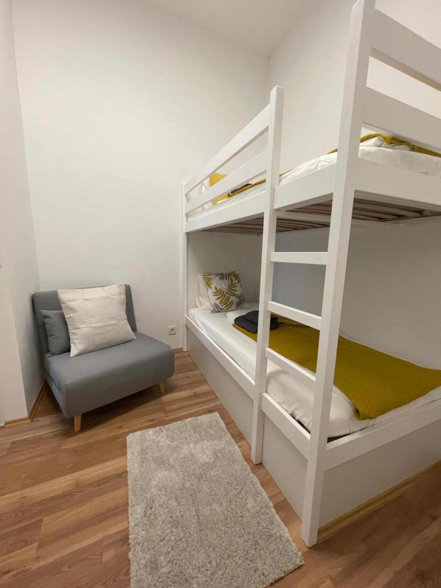 Central Appartment Wina Bagian luar foto